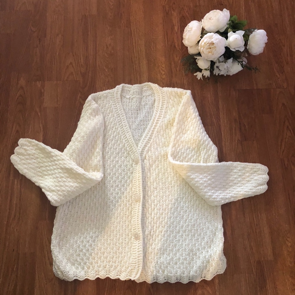 New Handmade knitted Botton Sweaters Cardigan